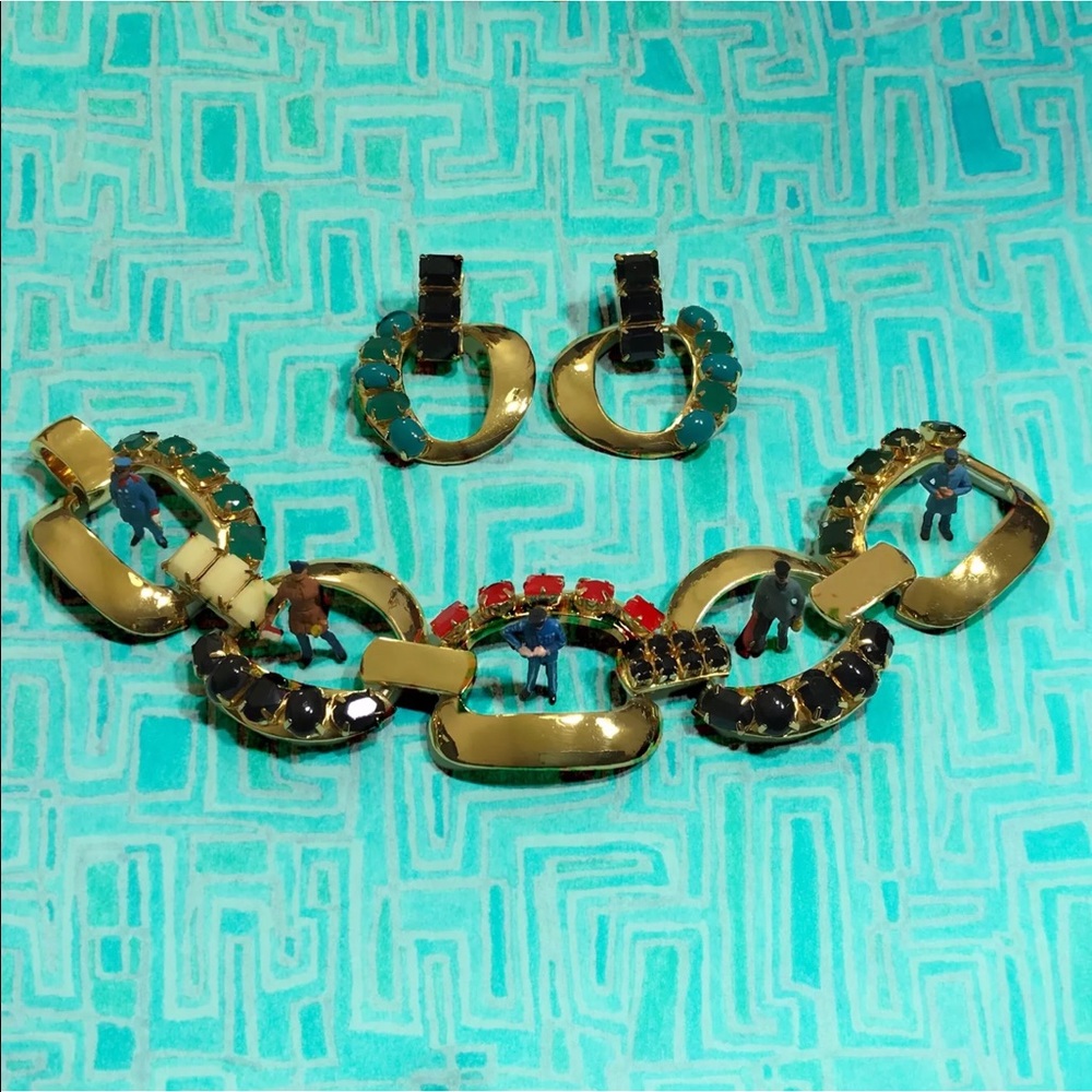SOLD KATE SPADE CHAIN OF COMMAND SET